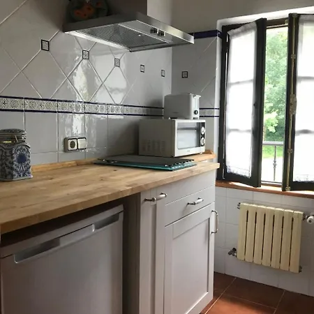 Les Piperes شقة Corao